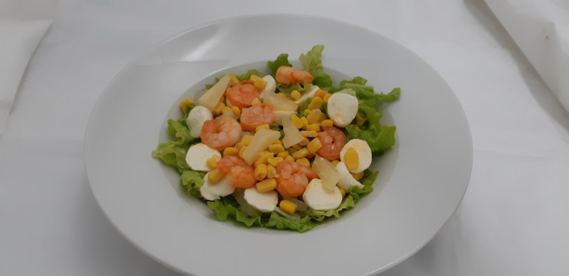Salada Ananás e Camarão